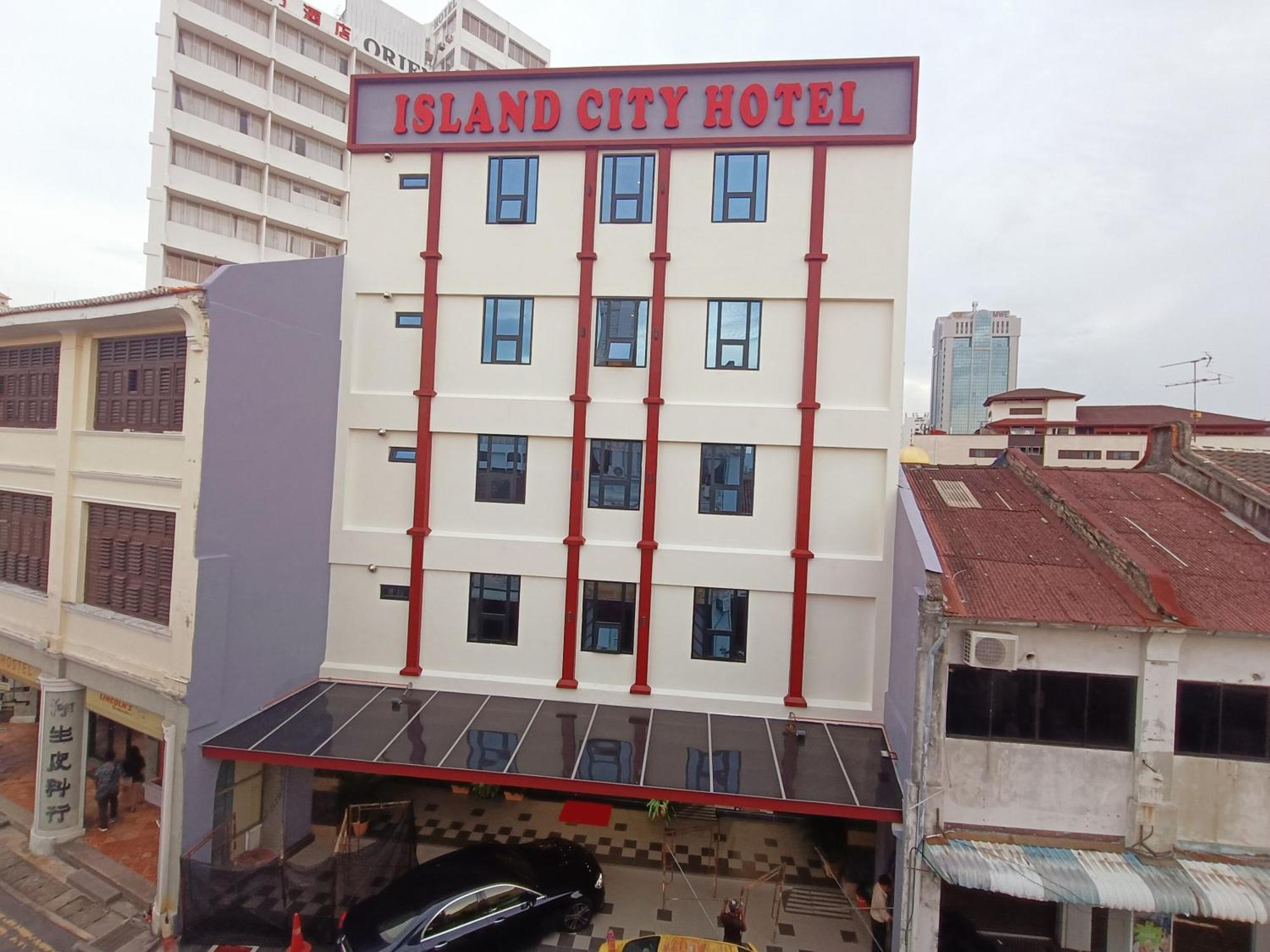 Capital O 90897 Island City Hotel George Town Exterior photo